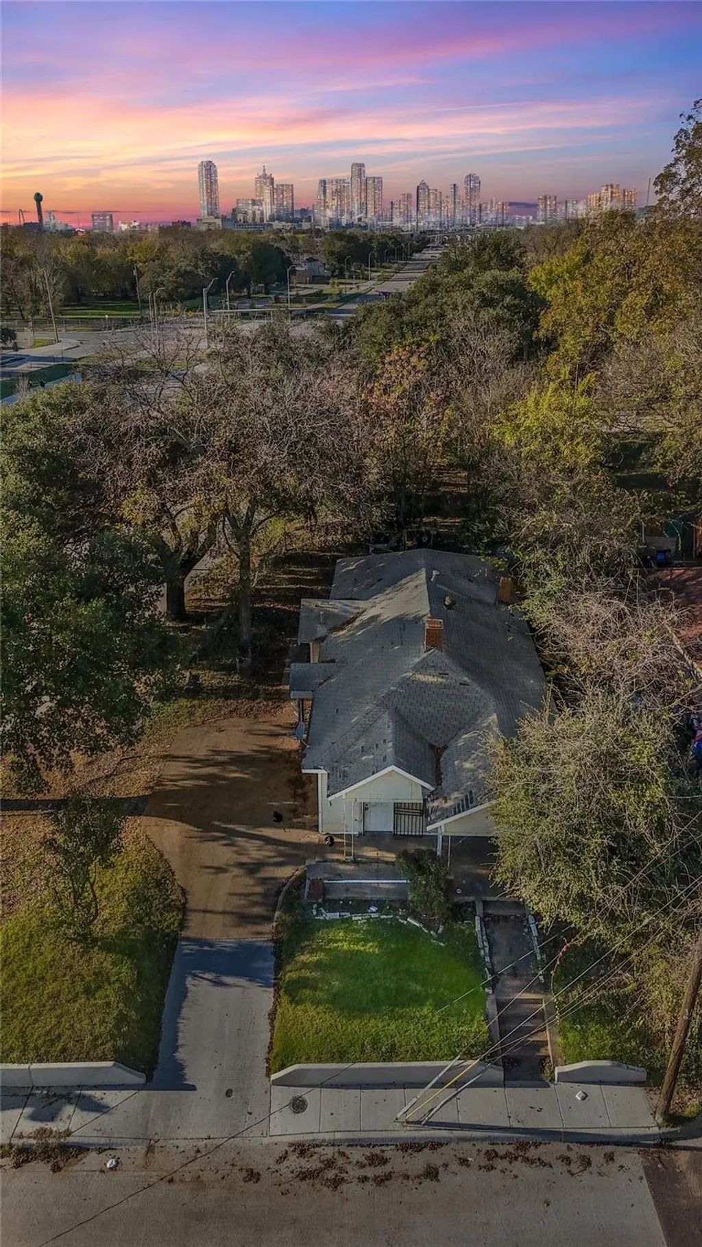 2211 Romine Avenue, Dallas