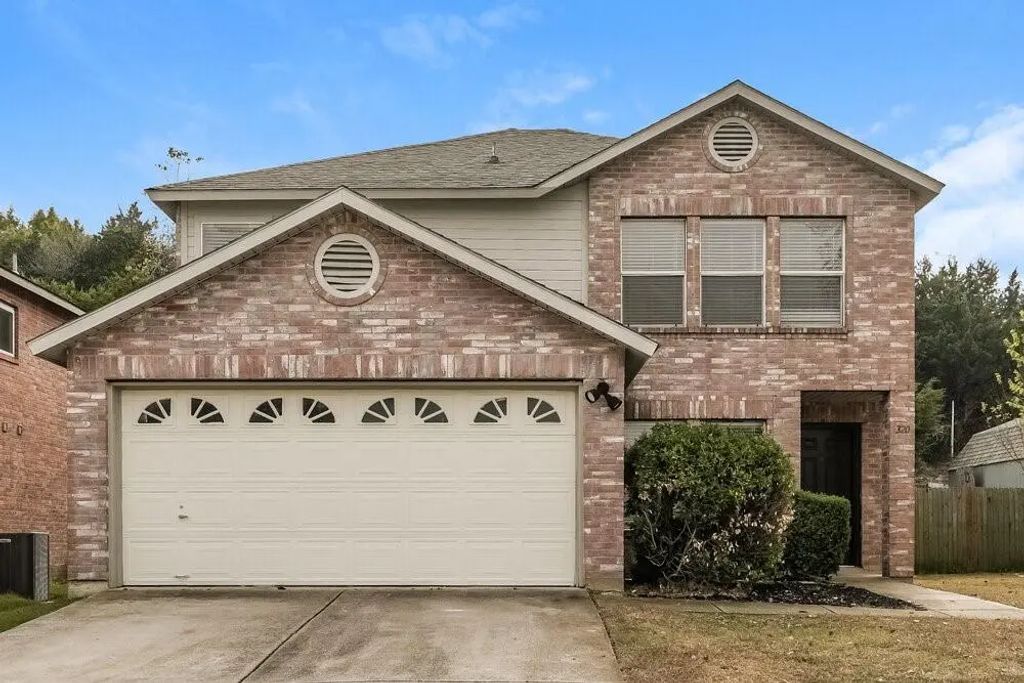 320 Capricorn Street, Cedar Hill