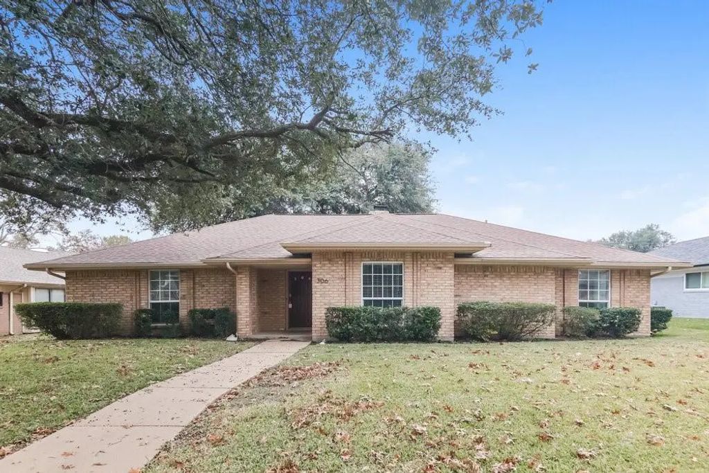 306 Cardinal Creek Drive, Duncanville