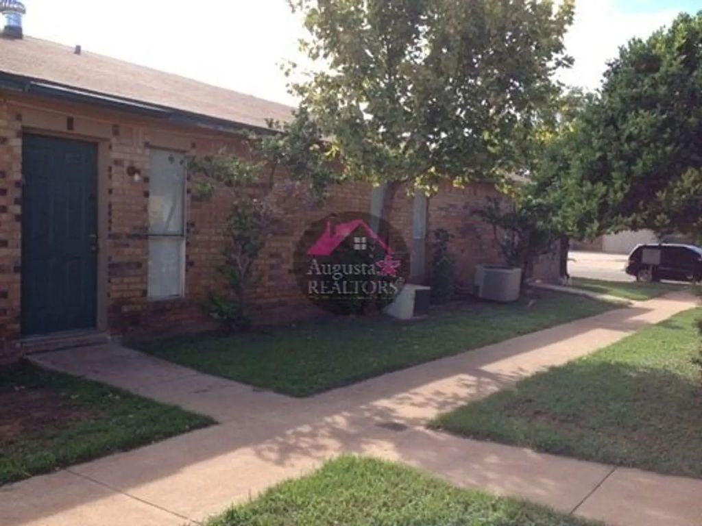 133 N Jefferson Street C, Abilene