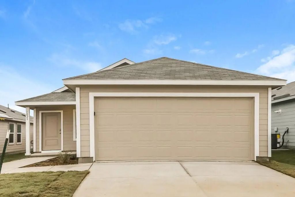 1028 Calley Pear Trail, Princeton