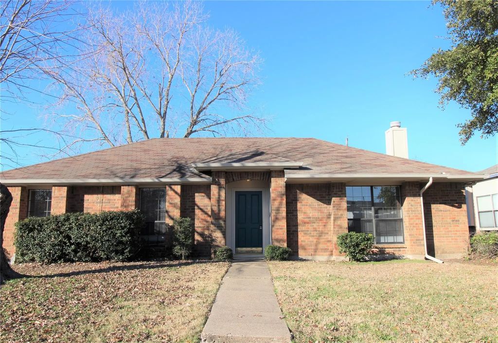 2309 Lakeshore Lane, Rowlett