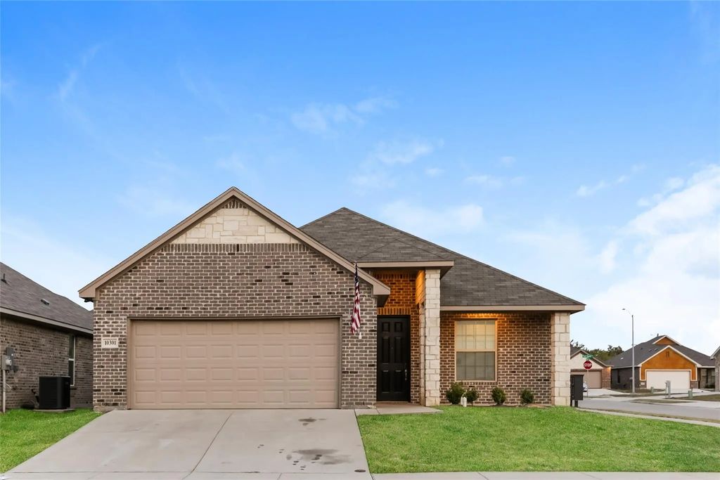10301 Fort Teran Trail, Crowley