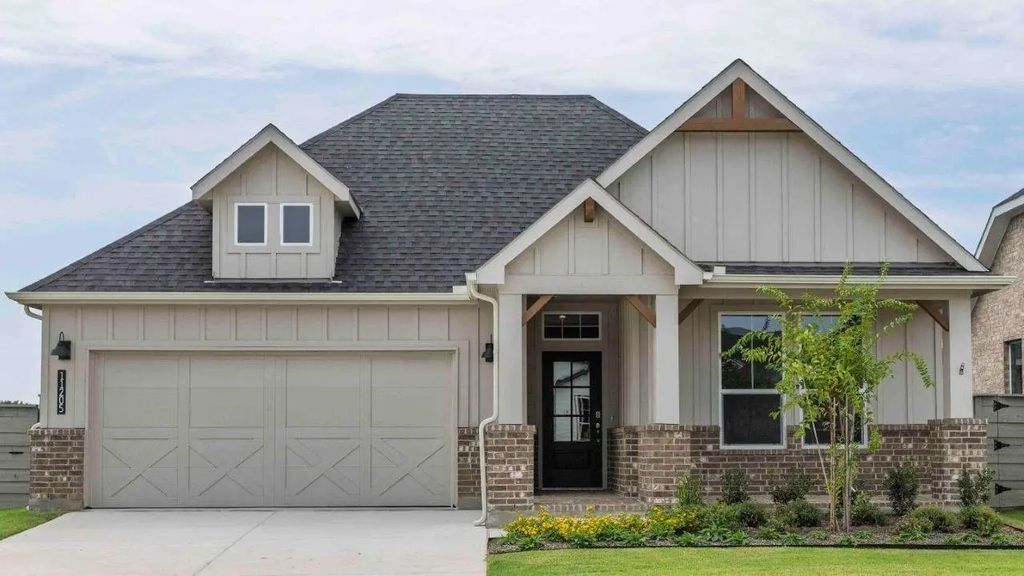 11205 Orchard Lane, Justin