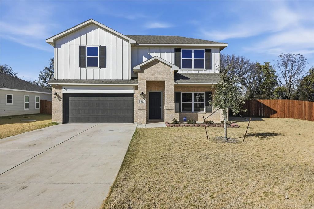 1613 Annabelle Street, Cleburne