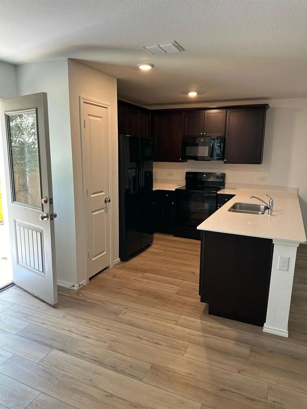 3210 Normandy Brook Road, Dallas