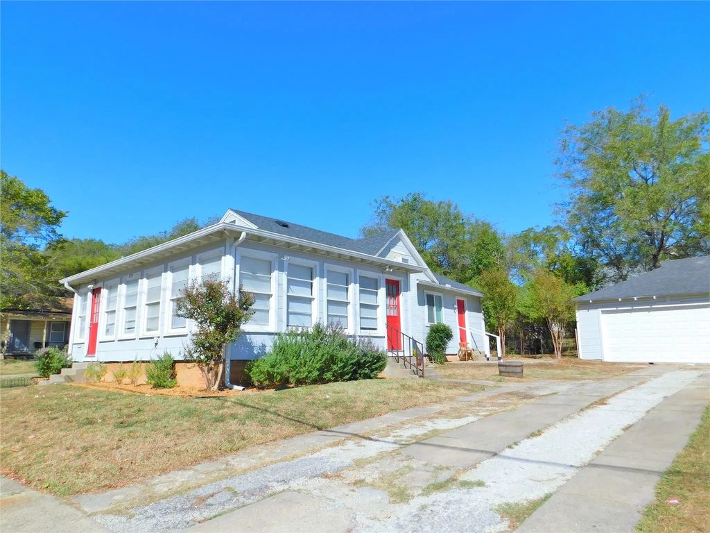 216 Maple Street 2, Denton