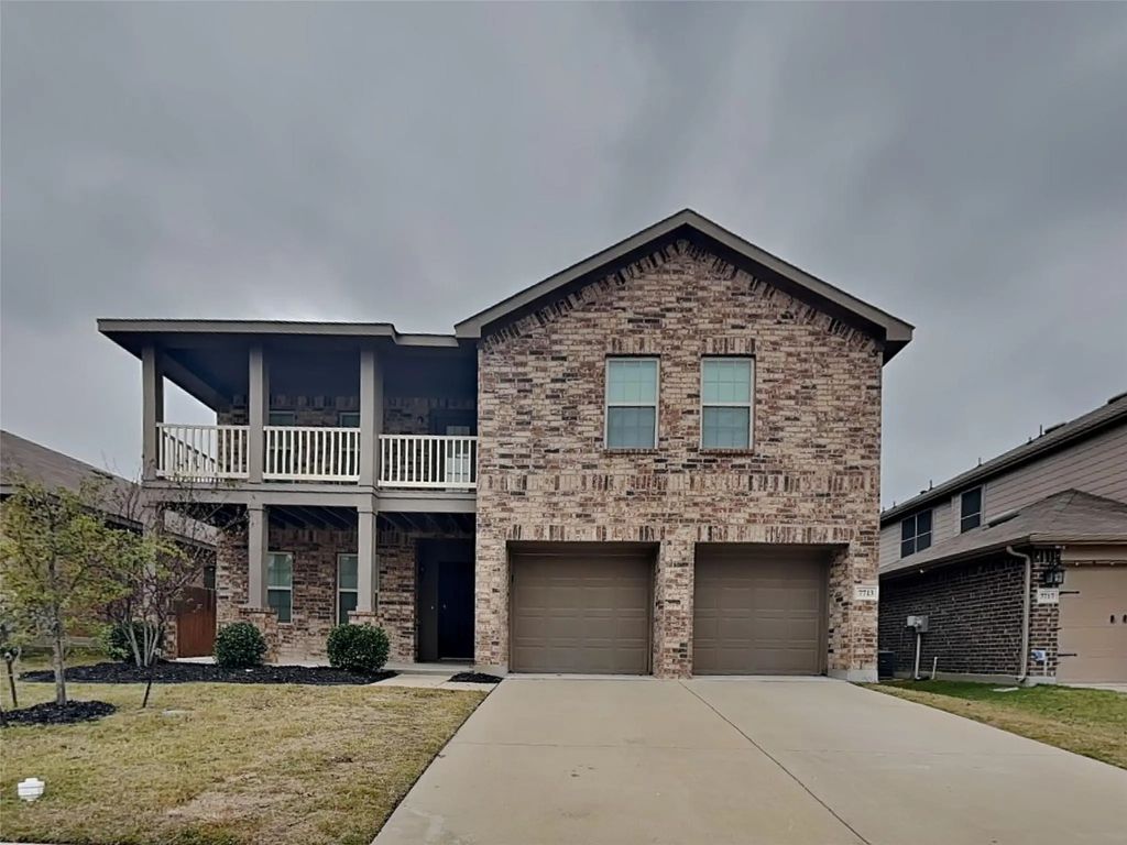 7713 Captain Lane, Fort Worth
