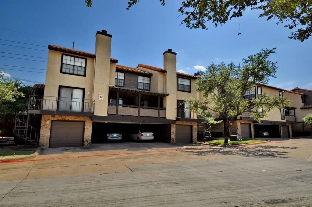 2610 Lakehill Lane 12c, Carrollton