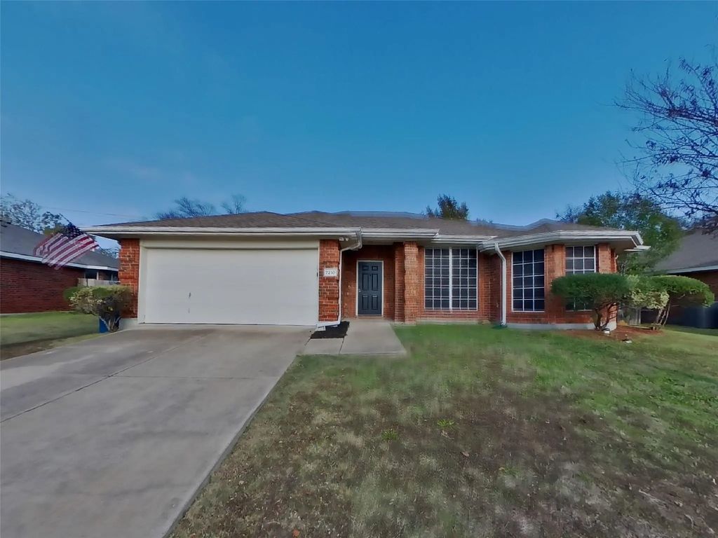 7210 Compass Point Drive, Rowlett