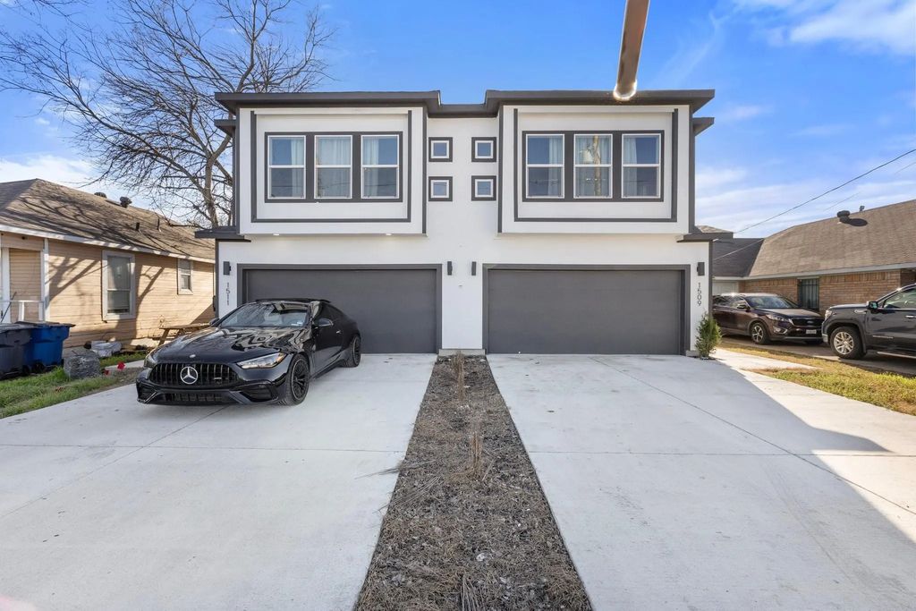 1509/1511 S Barry Avenue, Dallas