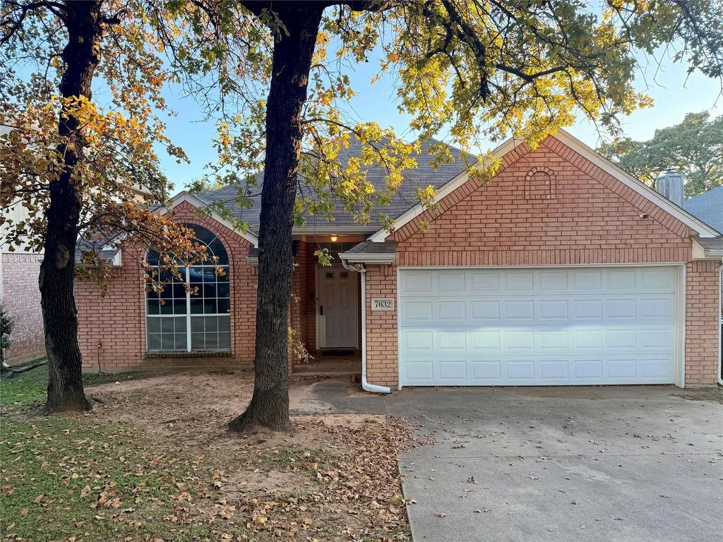 7632 Arbor Ridge Court, Fort Worth