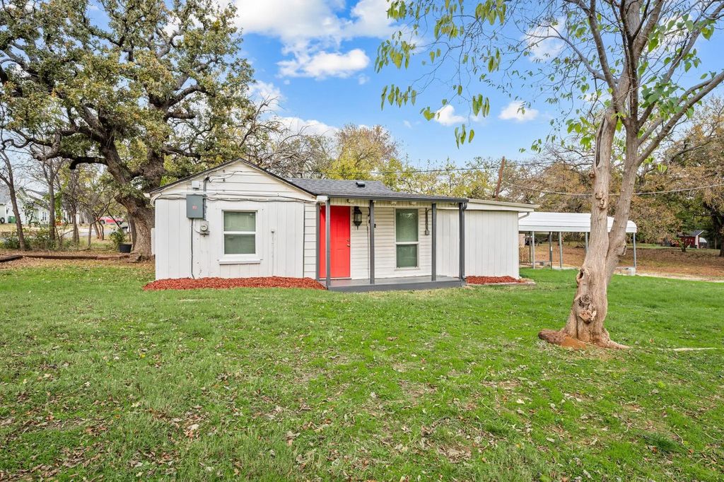 705 Moseley Street, Lake Dallas