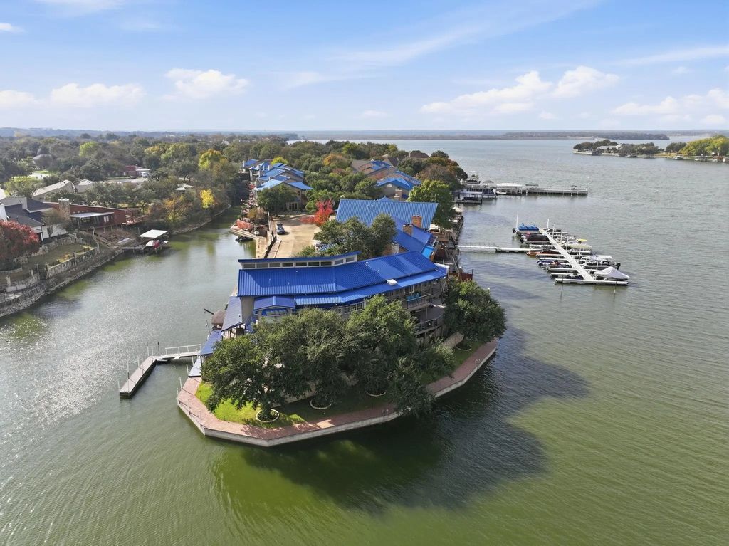 7957 Bal Harbour Court, Fort Worth