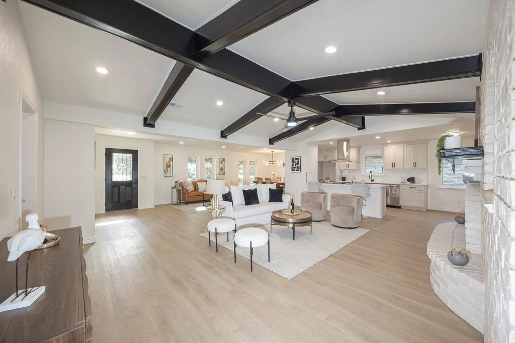 2401 Mollimar Drive, Plano