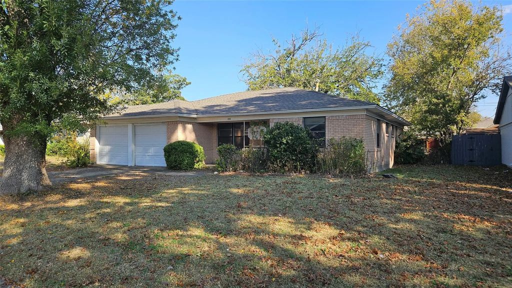 302 N Cottonwood Drive, Richardson