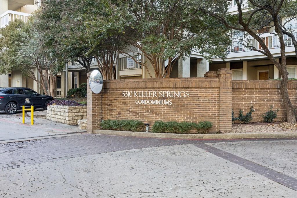 5310 Keller Springs Road 221, Dallas