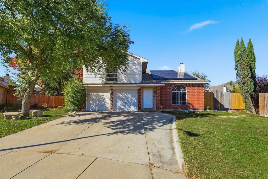 316 Comiskey Court, Saginaw