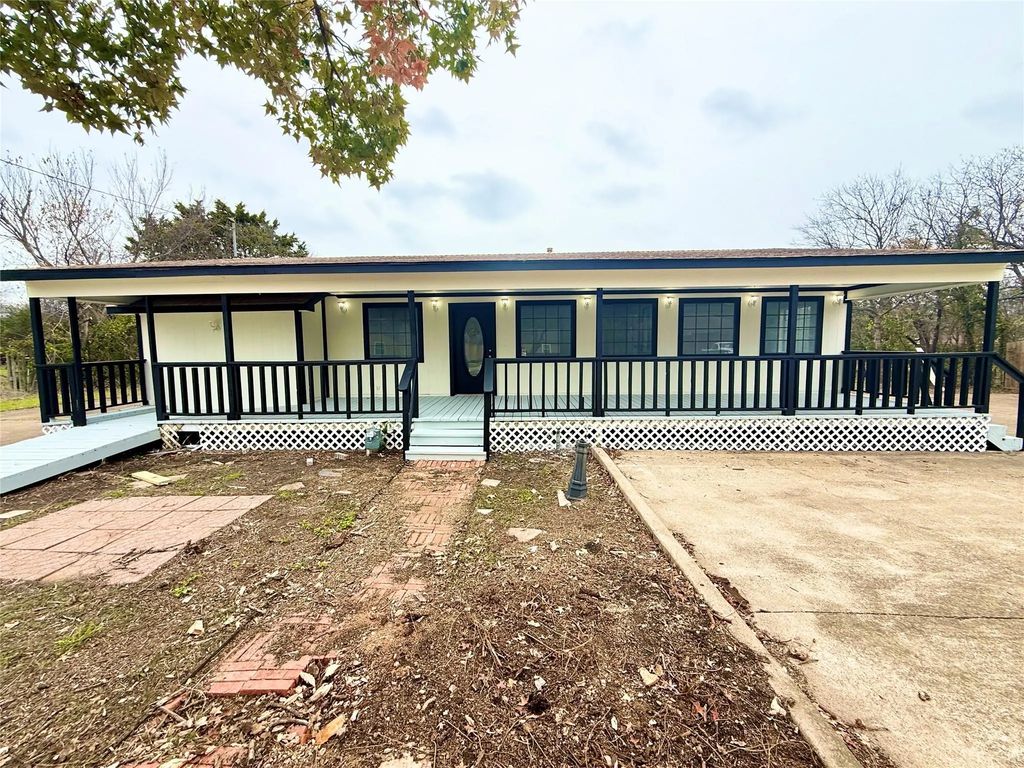 329 Cooper Street, Cedar Hill