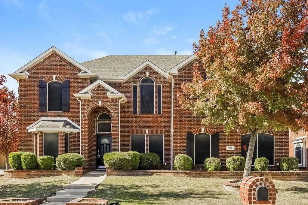 301 Cold Water Drive, DeSoto