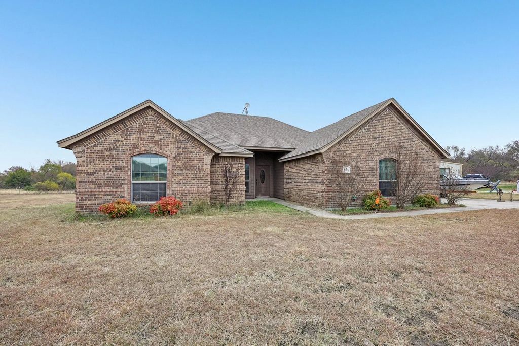 118 Kenya Court, Springtown
