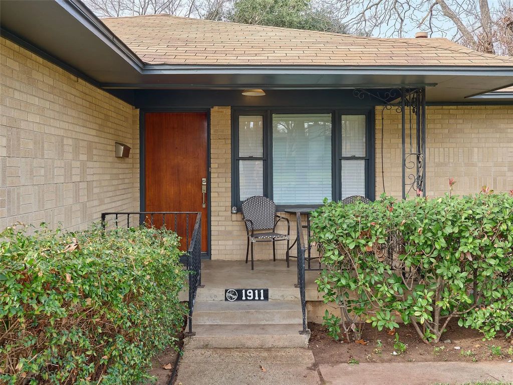 1911 Ferndale, Dallas