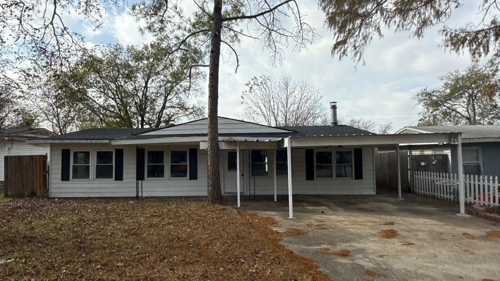 203 Fielding Drive, Mesquite