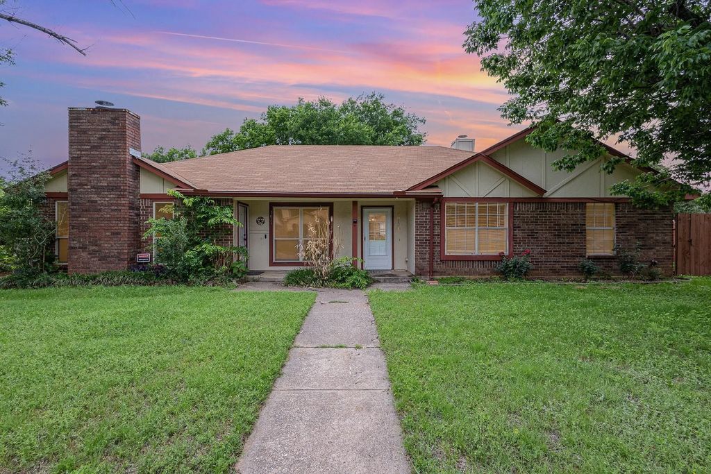3013 Timothy Lane, Euless