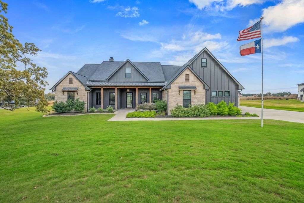 7532 Marys Way, Bryan