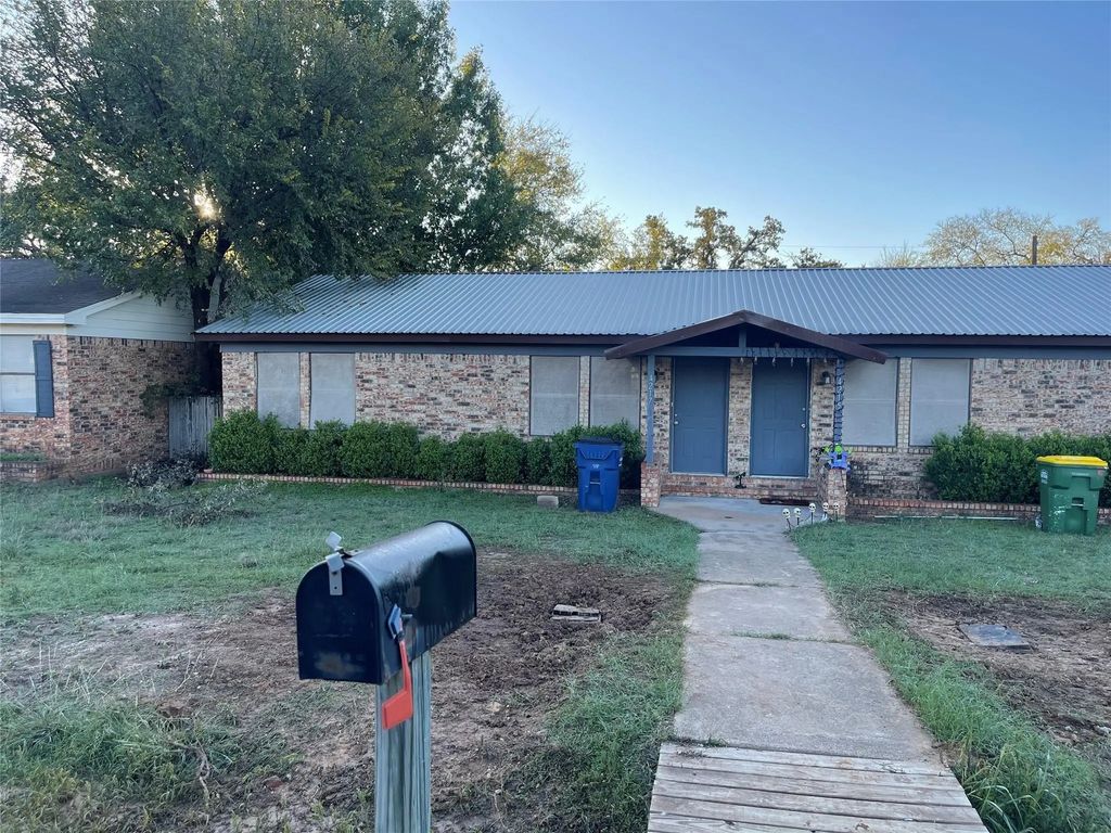 4215 Quail Ridge Court, Granbury