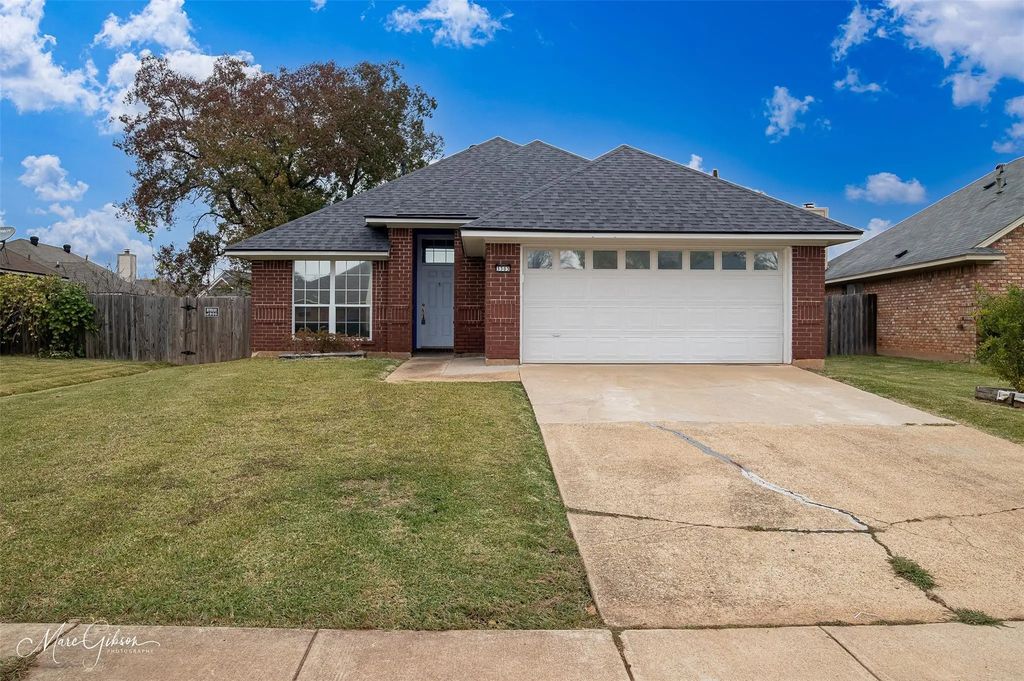 3303 Salem Place, Bossier City
