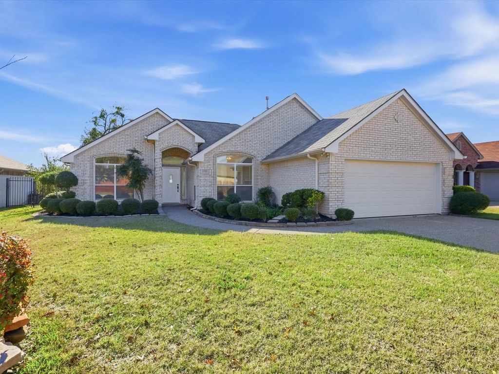 10709 Whitestone Ranch Road, Benbrook