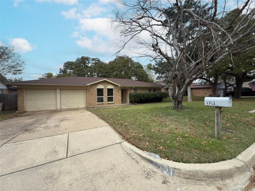 2721 Buffalo Drive, Arlington