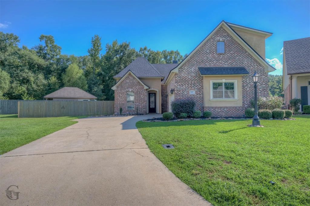 537 Dogwood South Lane, Haughton