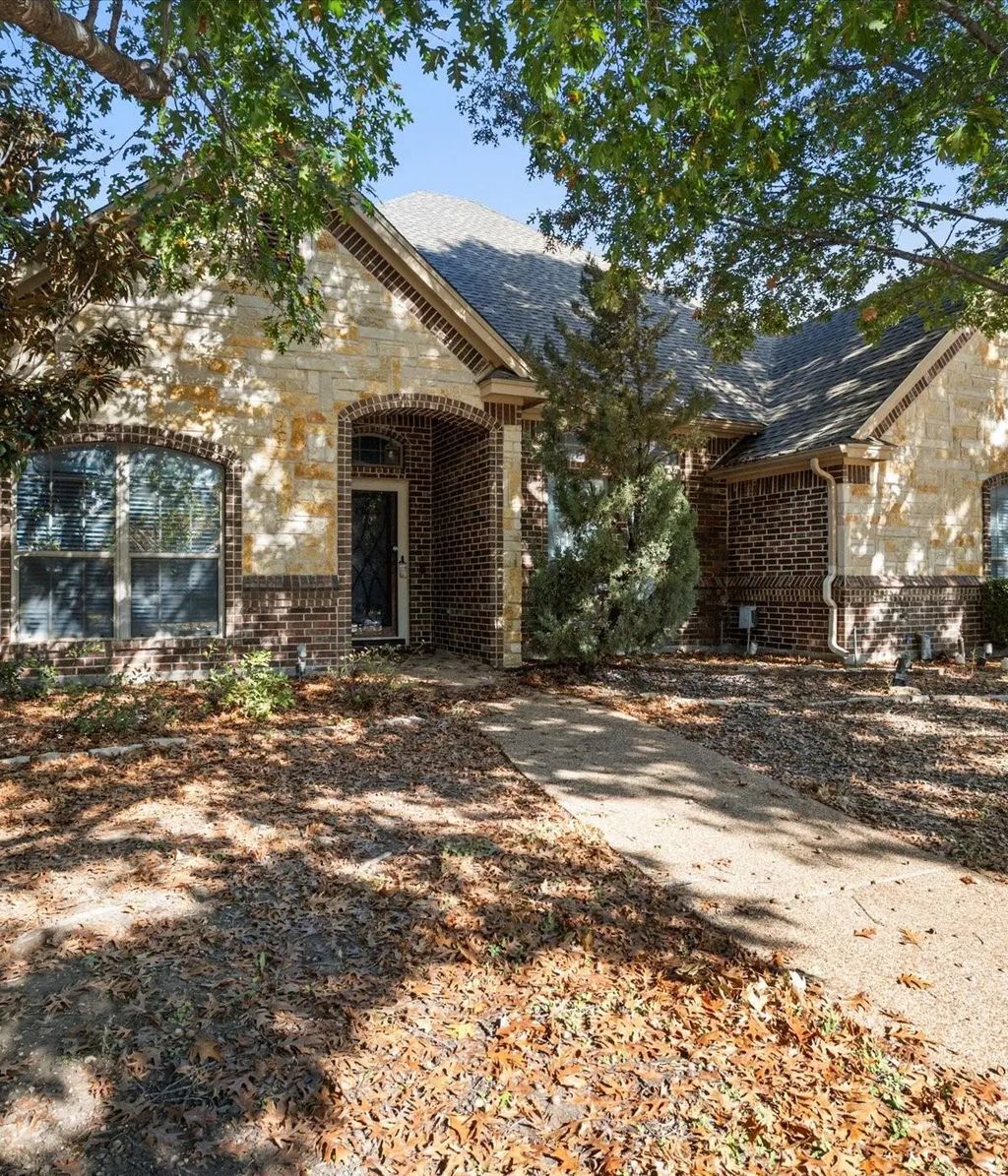 100 Castle Pines Drive, Willow Park