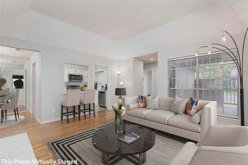9142 Emberglow Lane, Dallas