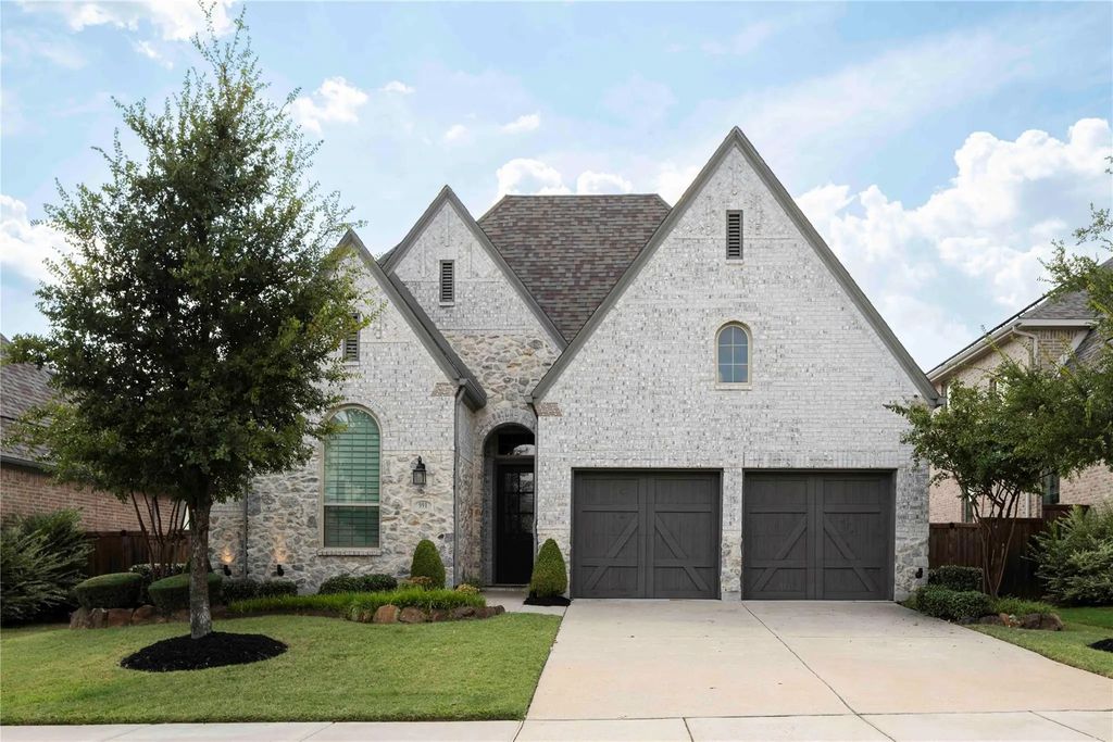 991 Gentle Knoll Lane, Prosper