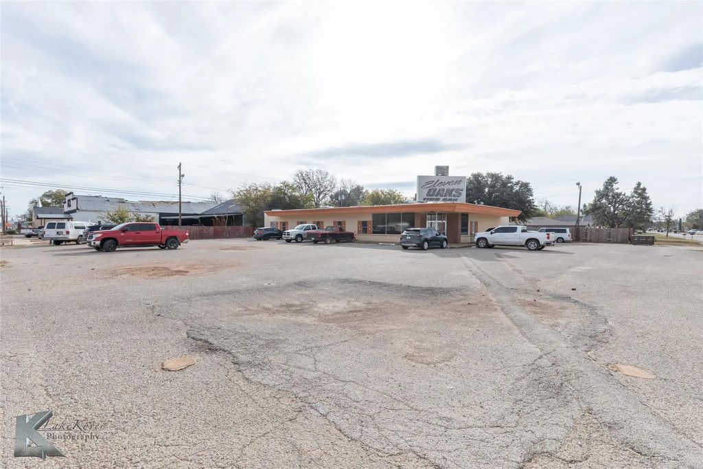 1109 Oak Street, Abilene