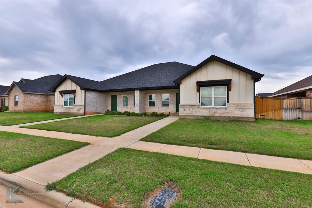 7329 Mountain View Road, Abilene