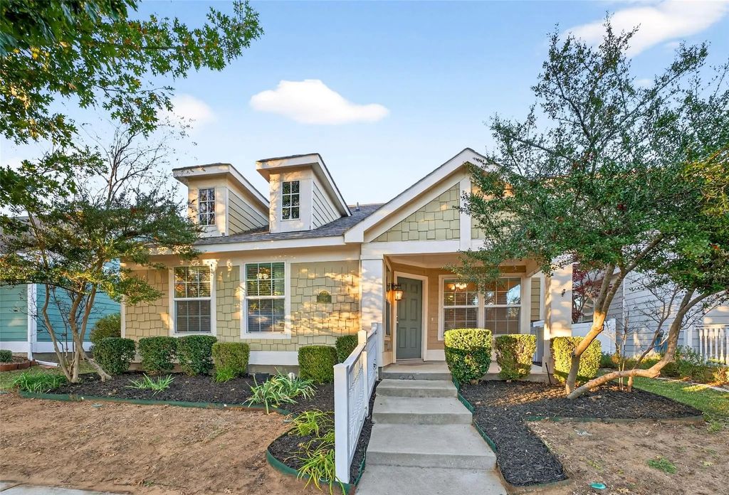 9105 Waterman Drive, Aubrey