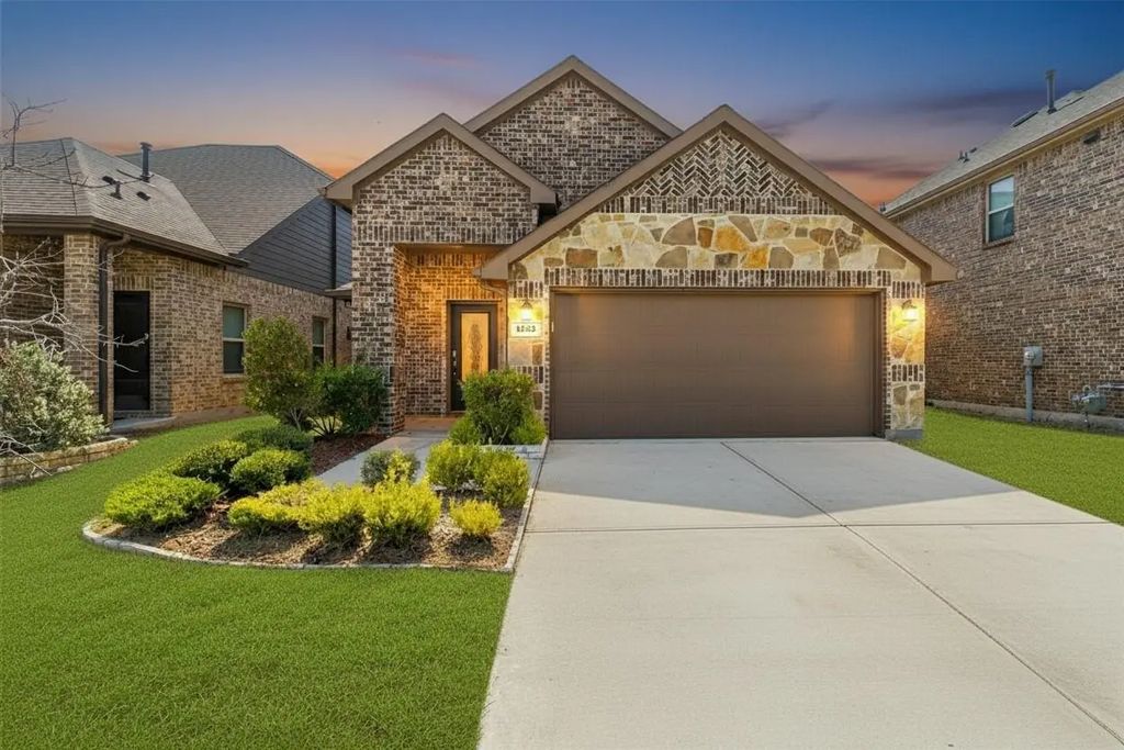 2722 Pease Drive, Forney