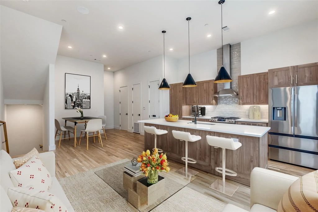 5609 Live Oak Street 501, Dallas