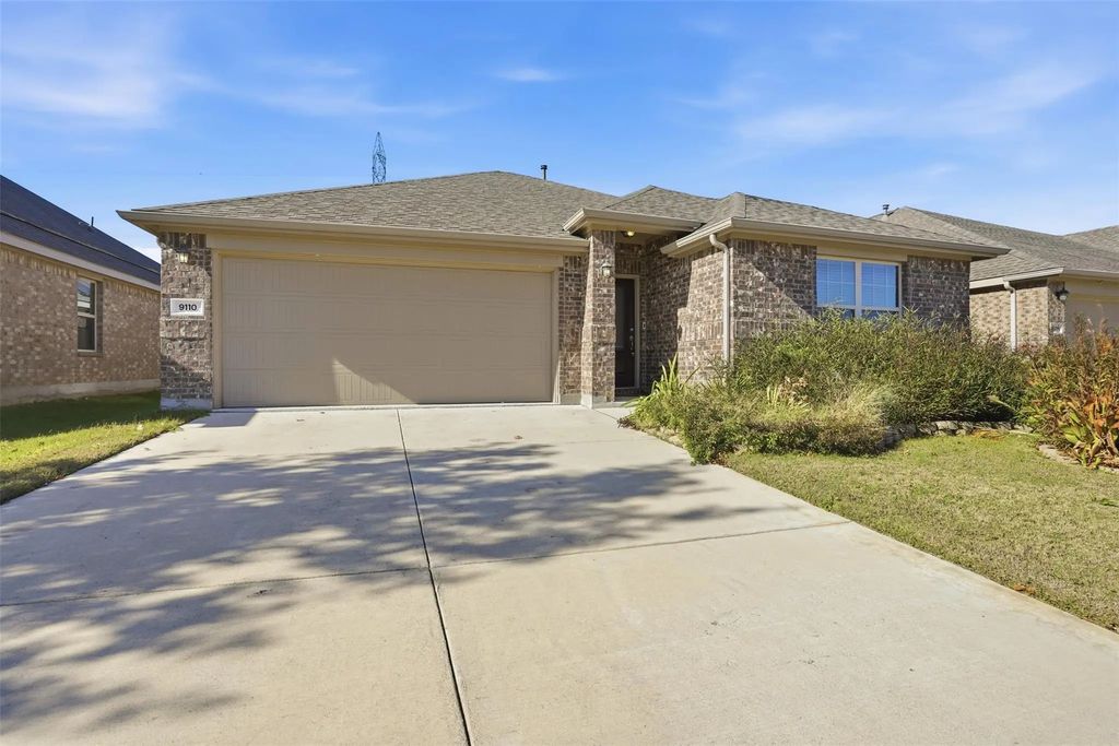 9110 S Field Lane, Arlington