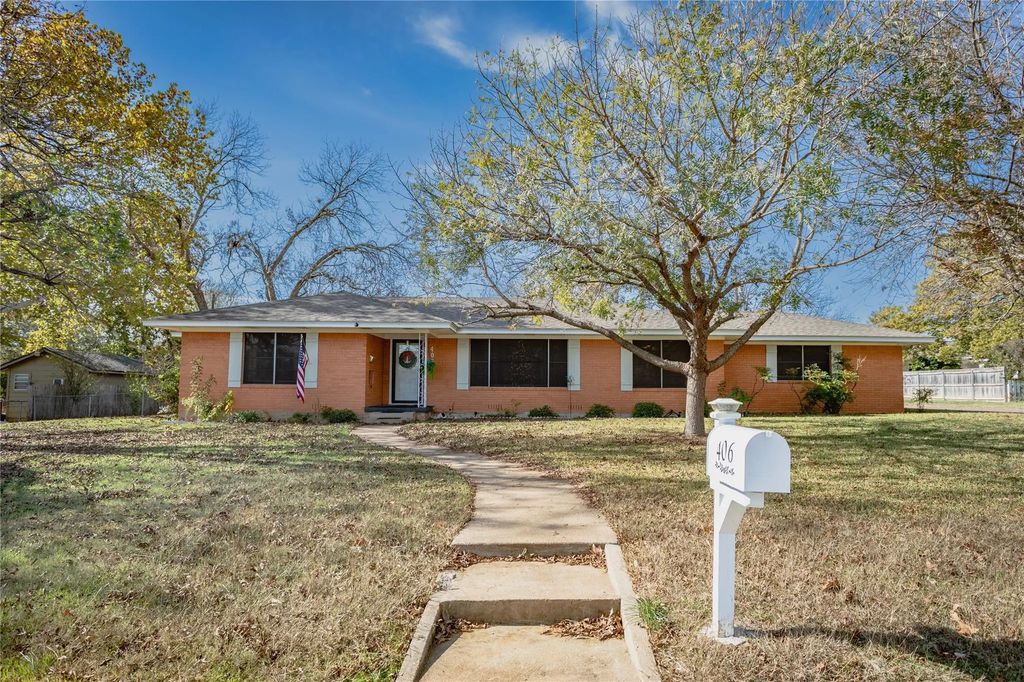 406 N Avenue Q, Clifton