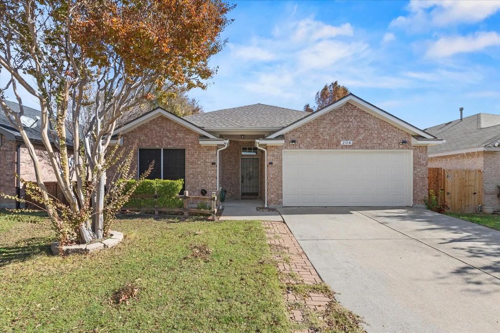 206 Charleston Drive, Wylie