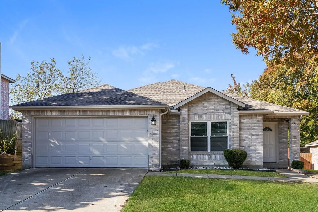 1225 Mccary Street, Cedar Hill