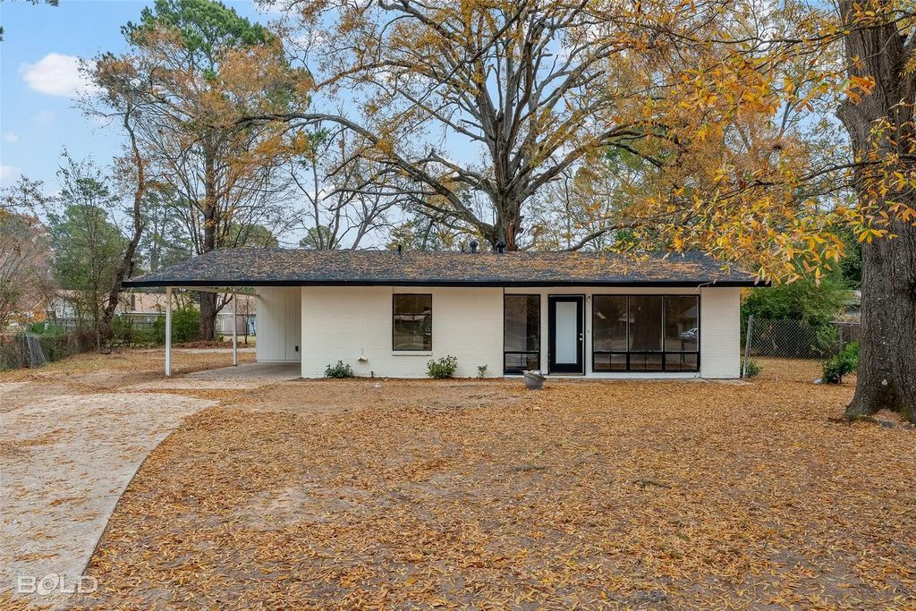 9621 Fairlawn Court, Shreveport