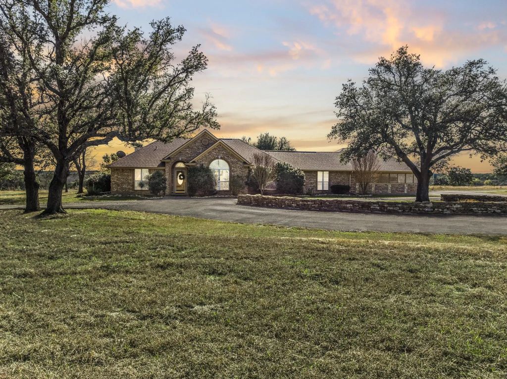 13620 State Highway 22, Cranfills Gap