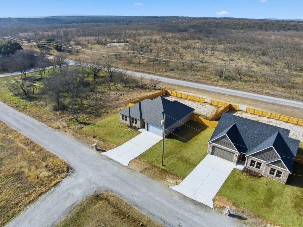 502 Cumberland Trail, Bridgeport