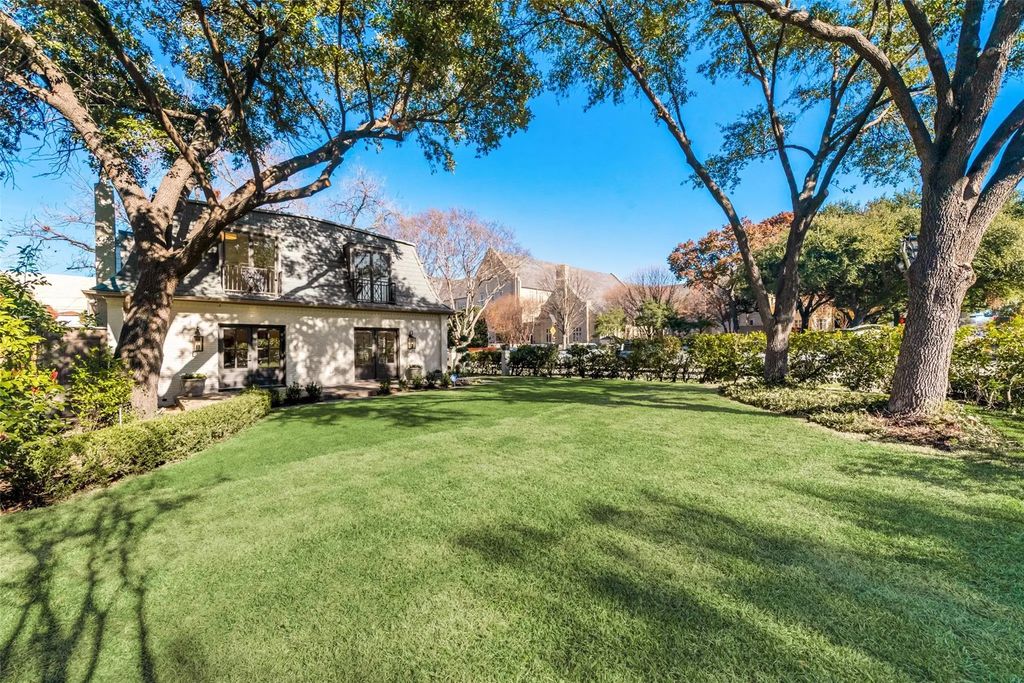 5501 Hillcrest Avenue, Highland Park
